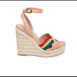 Steve Madden Nude/rainbow Wedges
